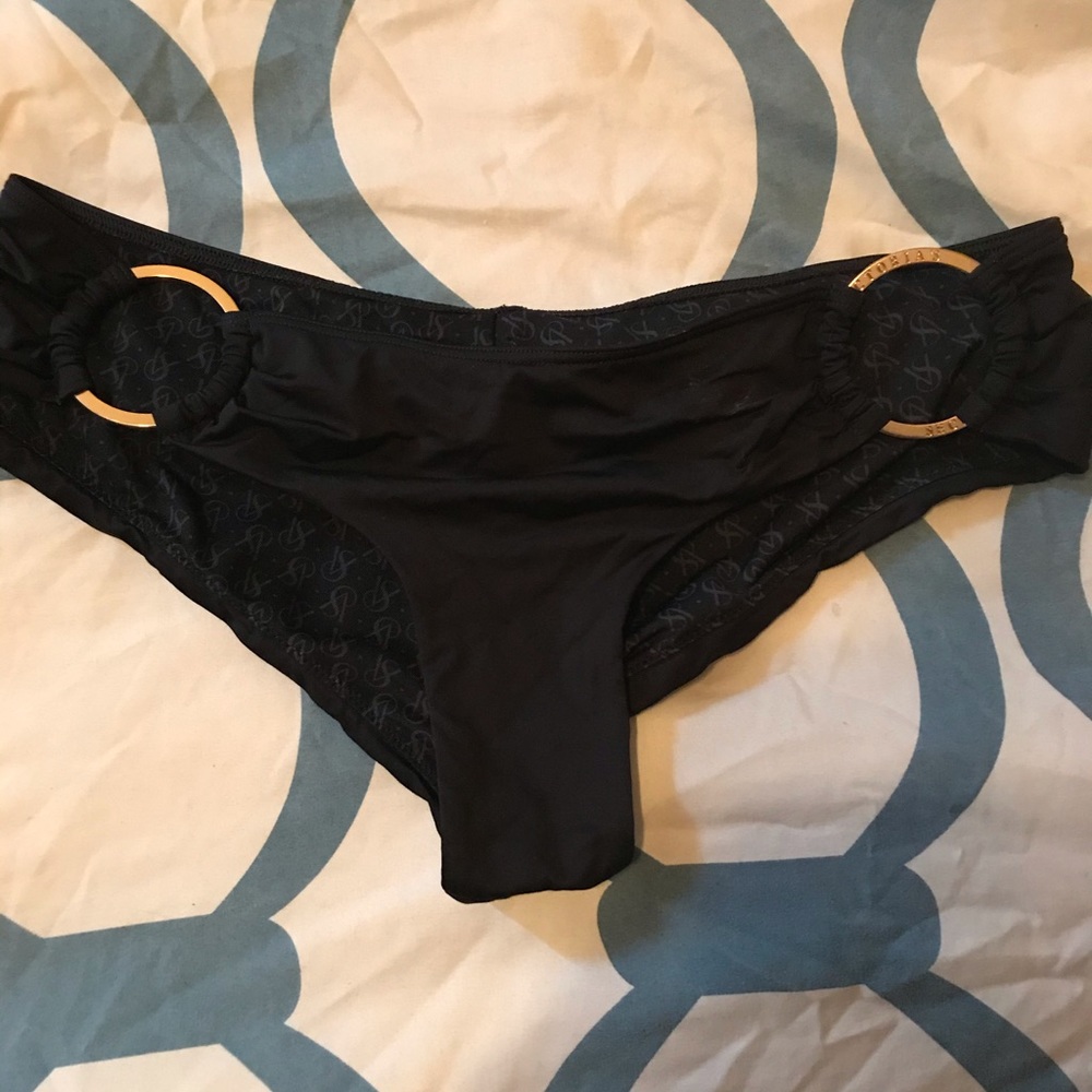 Small VS swim bottoms